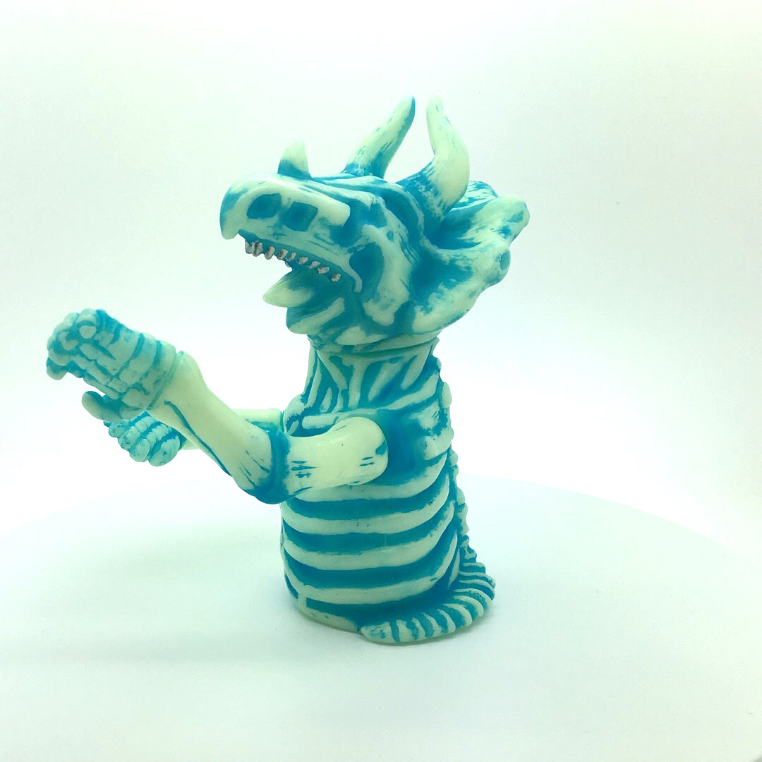 Gashadokutops Sofubi - Creaking Skull by Cereal Box Toys Go!