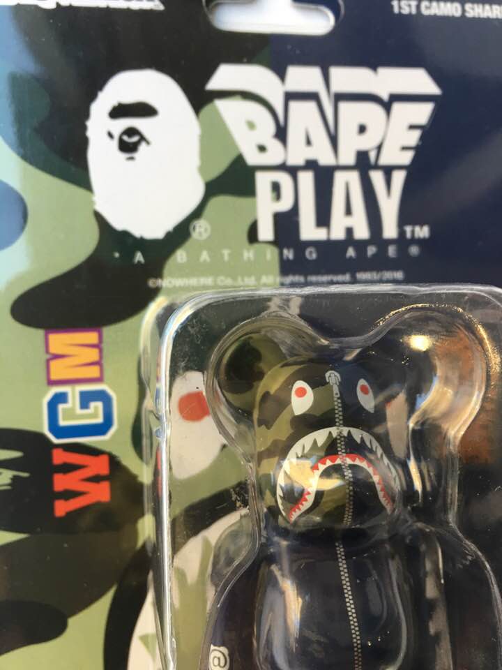 1st Camo Shark Bape Bearbrick 100% - Navy