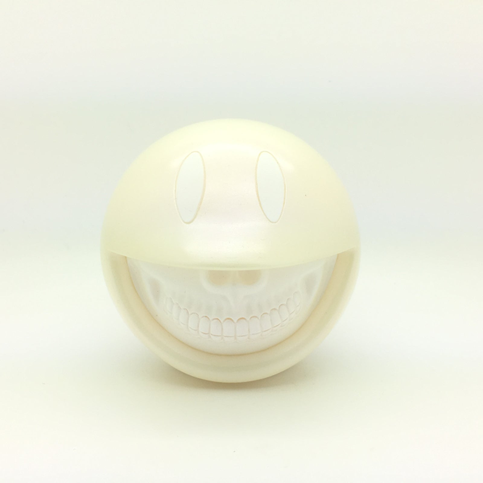 Smiley Grin Pearl - White Grin Edition by Ron English x Made By Monsters x JPS gallery
