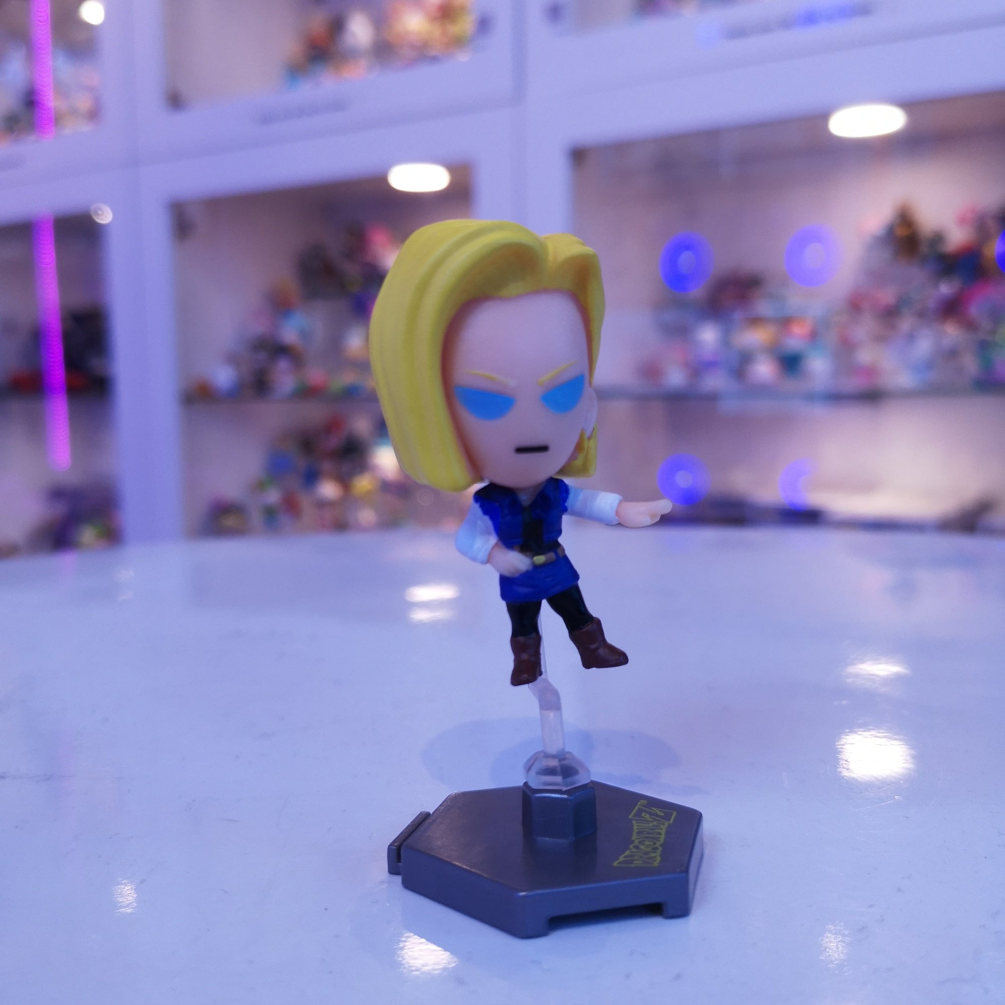 Android 18 - Dragon Ball Z Original Mini Figurine 1 - 1