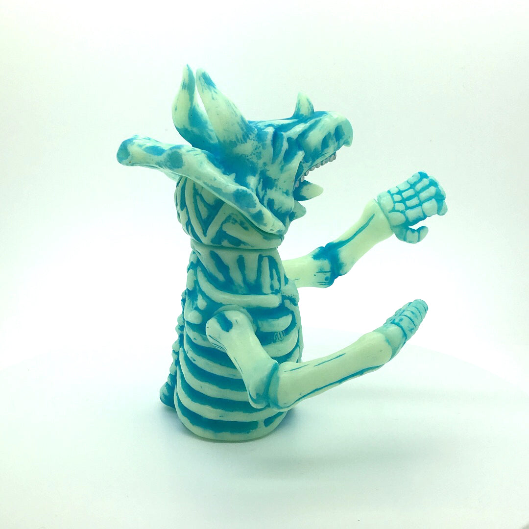 Gashadokutops Sofubi - Creaking Skull by Cereal Box Toys Go!