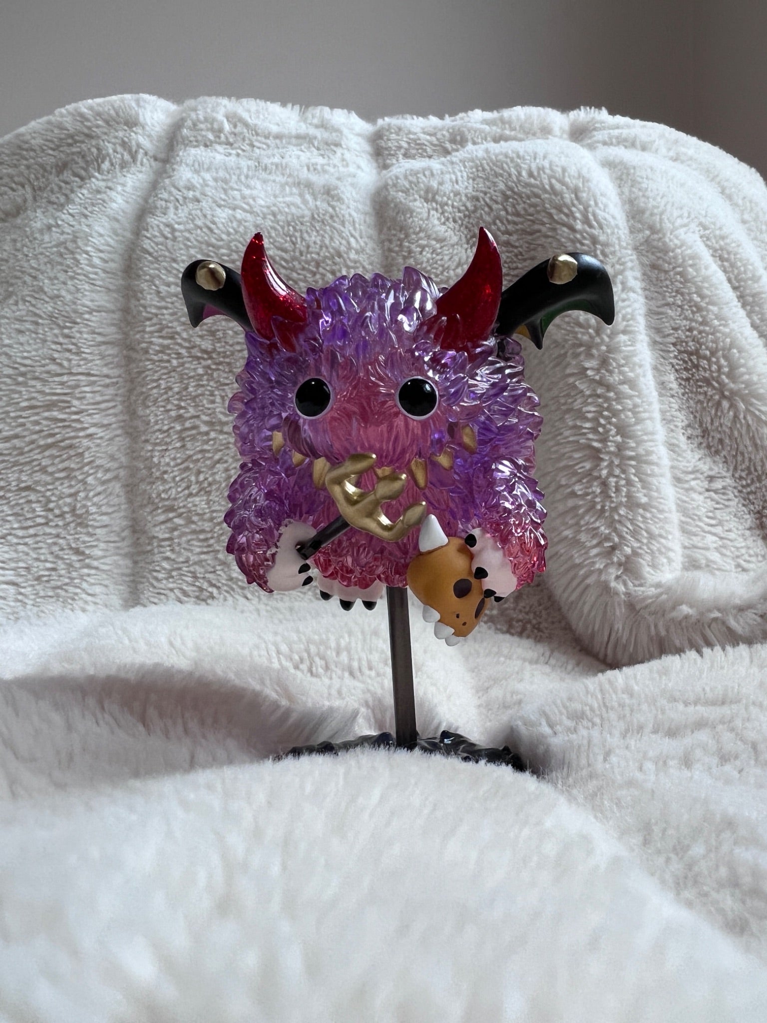 Monster Fluffy Joyful Life Blind Box Series by INSTINCTOY x POP MART - Devil - 1