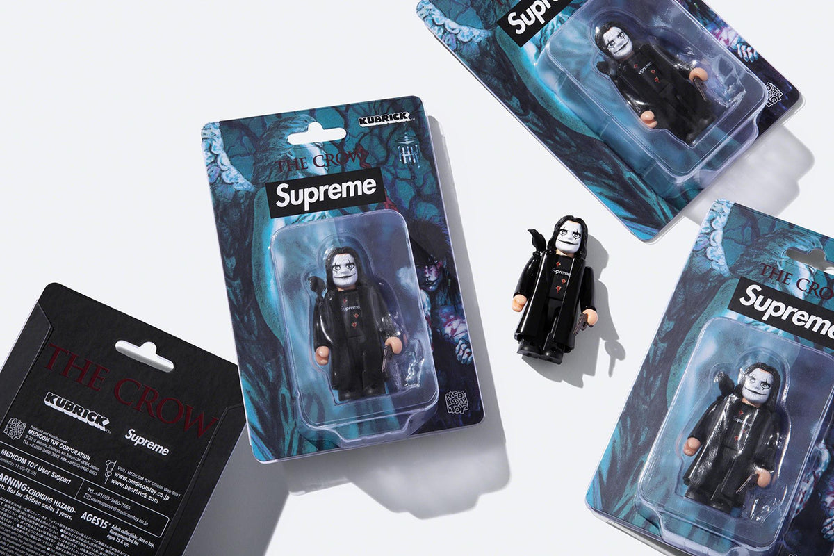 Supreme/The Crow KUBRICK 100% Medicom Toy - 2