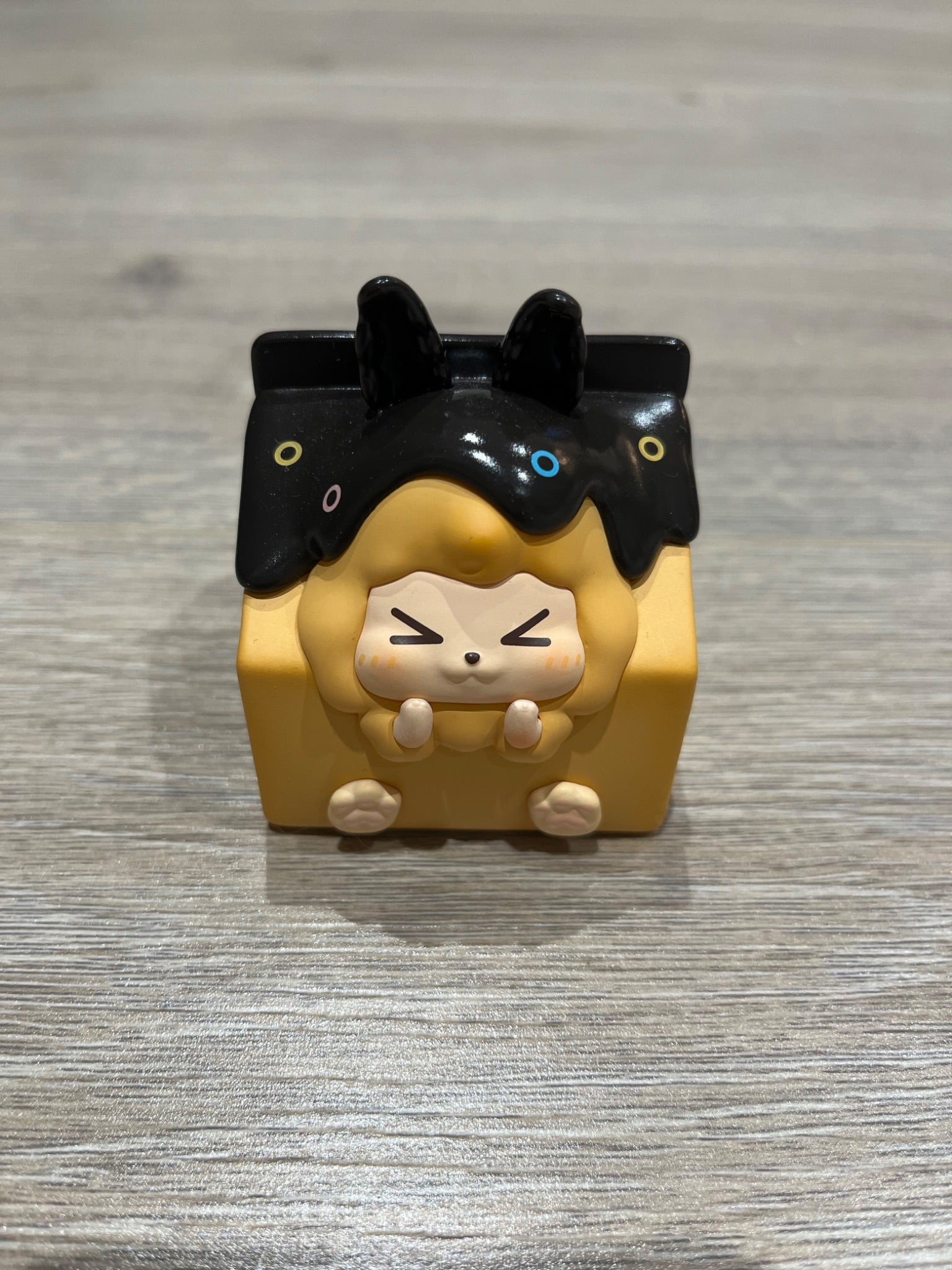 Hey Dolls Kiki Wish Store Chocolate Cake Box - 1