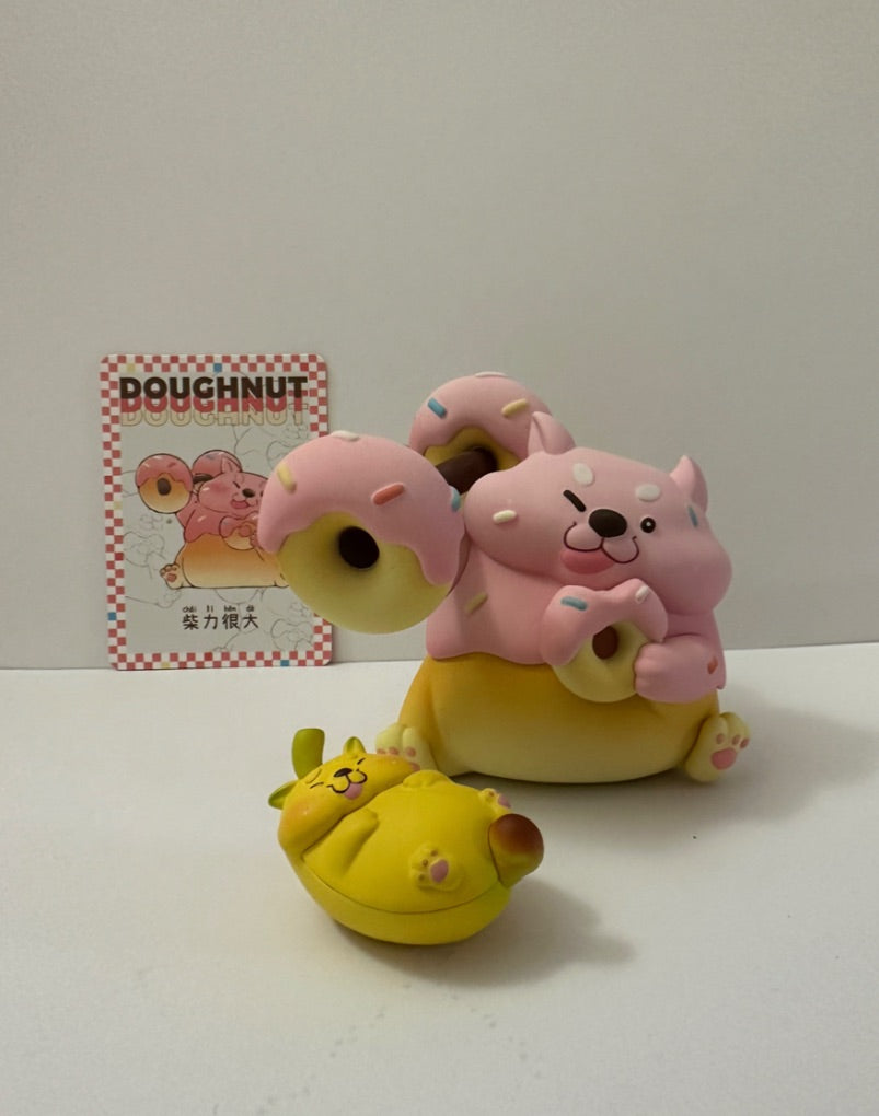 Doughnut with Banana  -  Good Fortune Shina Inu - 52Toys - 1