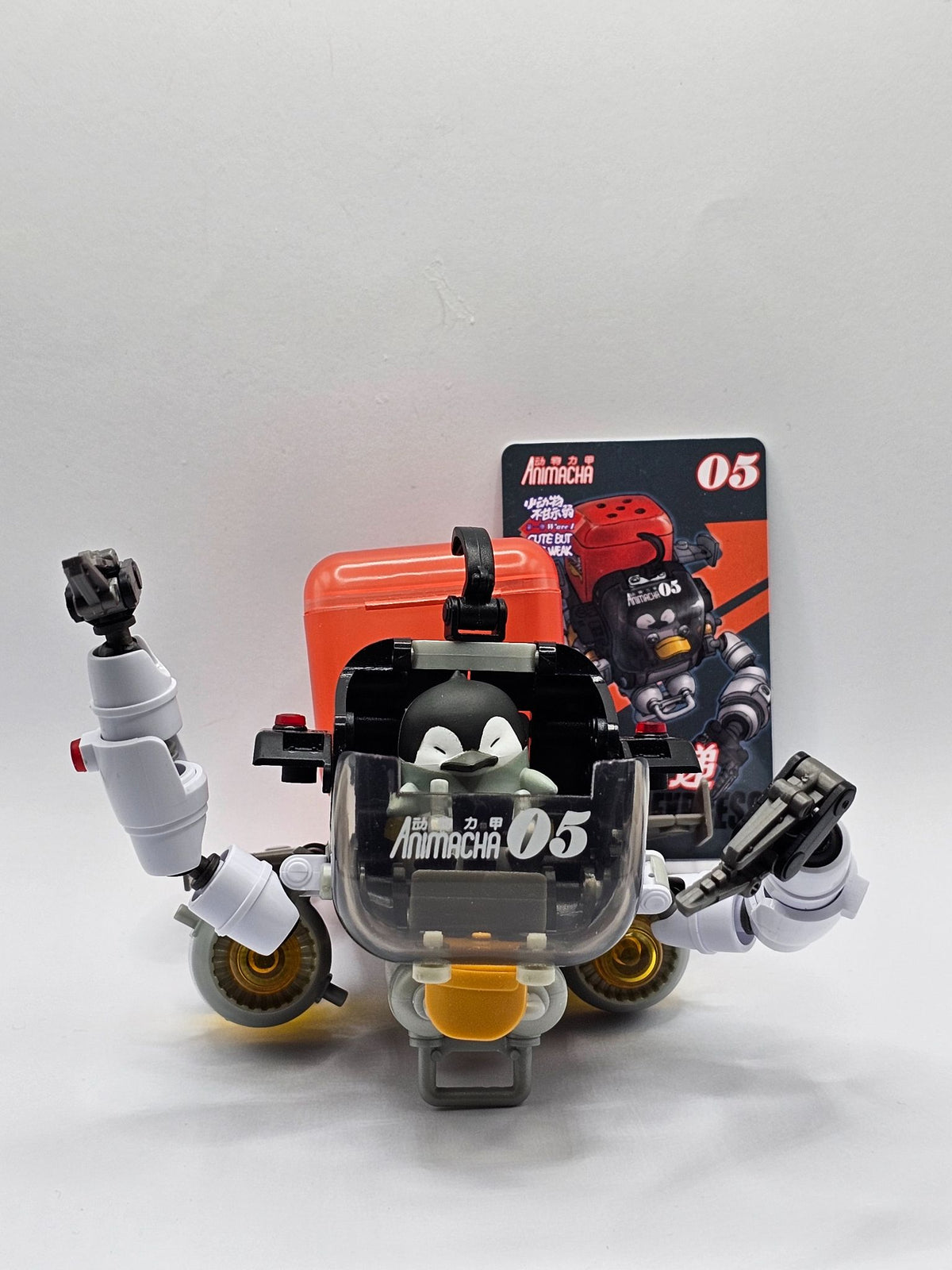 Rihio Animacha Penguin - 52TOYS - 1