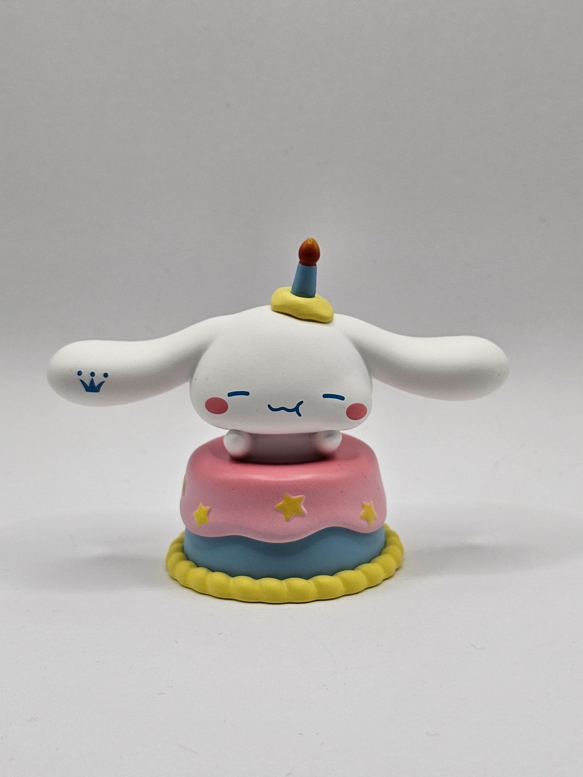 Steal a Bite Cinnamoroll - 20th Anniversary Birthday Series - Miniso - 1