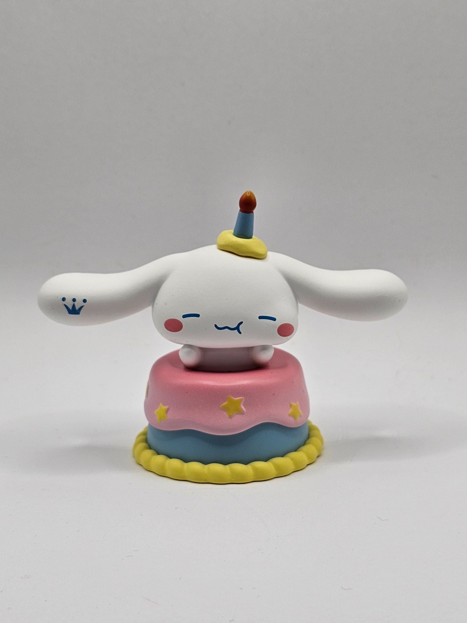 Steal a Bite Cinnamoroll - 20th Anniversary Birthday Series - Miniso - 1