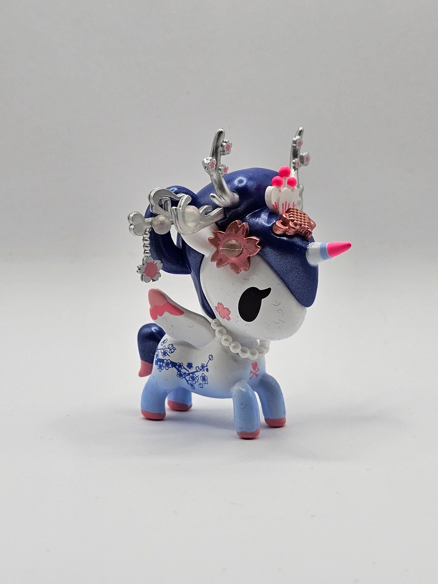 Yoshino Unicorno - Cherry Blossom Metallico series - Tokidoki - 1