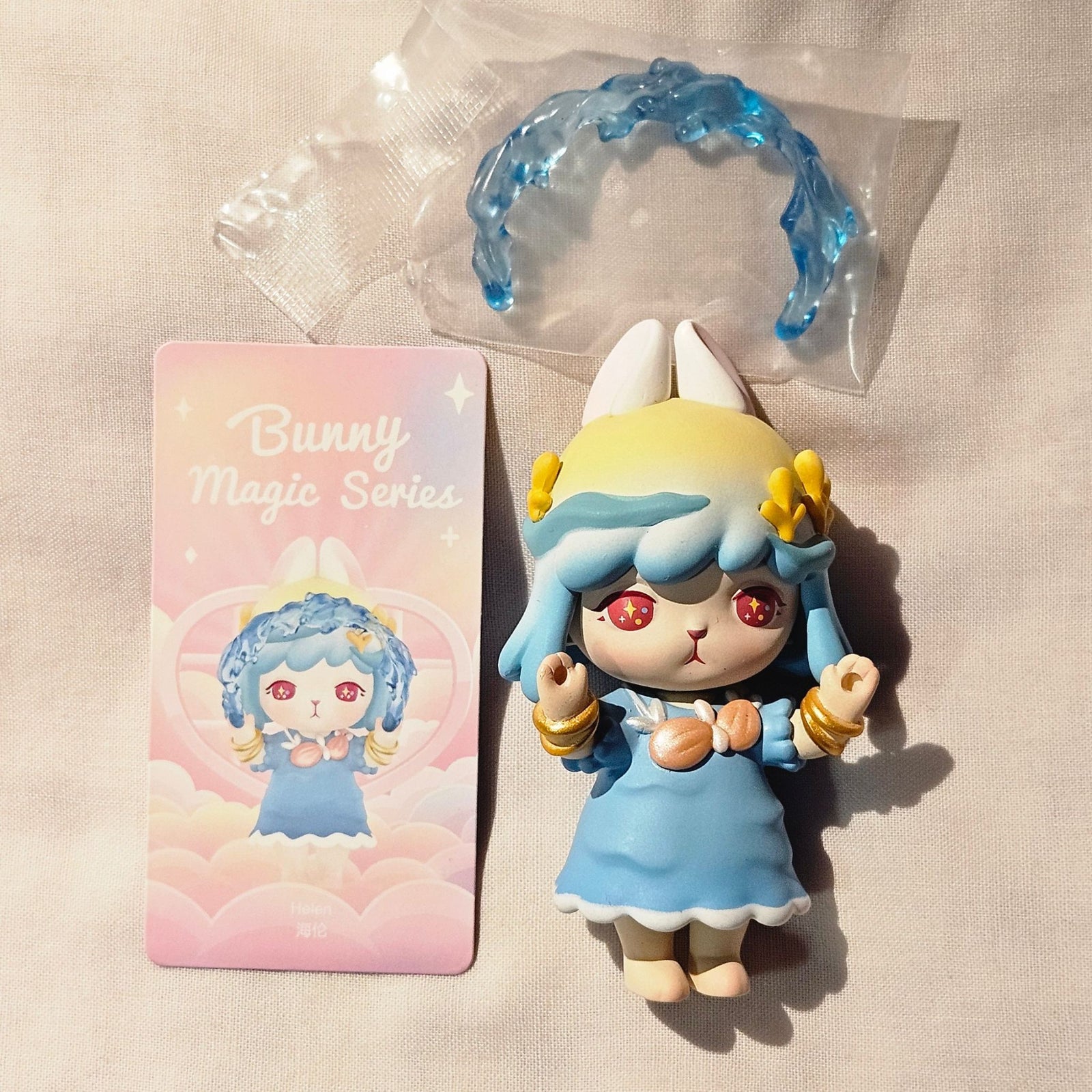 Helen - Bunny Magic Series by POP MART - 1