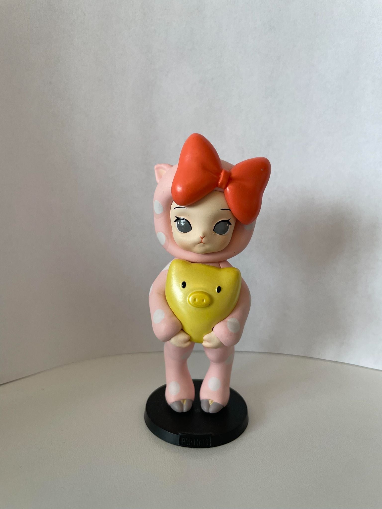 Dot Piggy - Ayla Animal Fashion Show Blind Box Series by Ayla x POP MART - 1