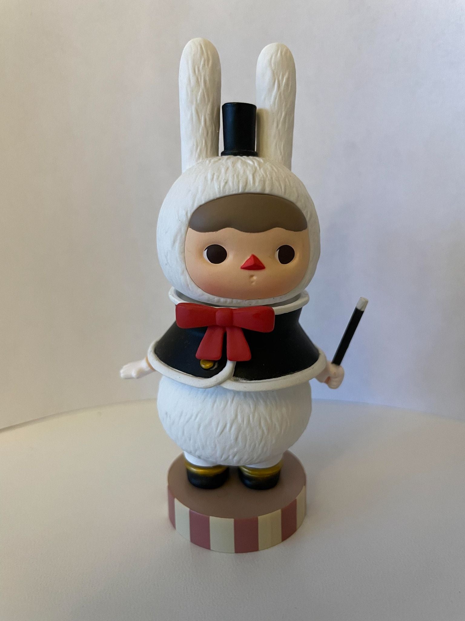 Rabbit the Magician - POP MART x Pucky Circus Babies Series - 1