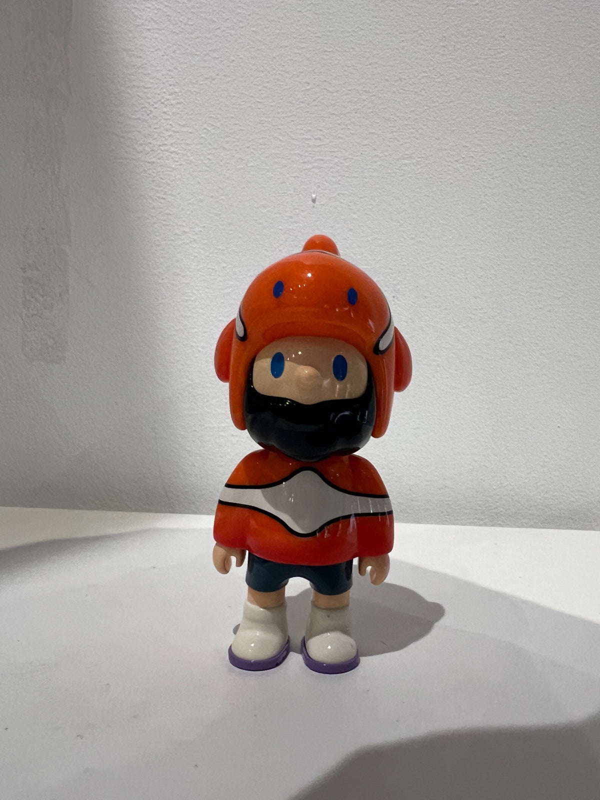 Hidden Clown Fish - FARMER BOB SOCIAL ANIMAL - FINDING UNICORN - 1