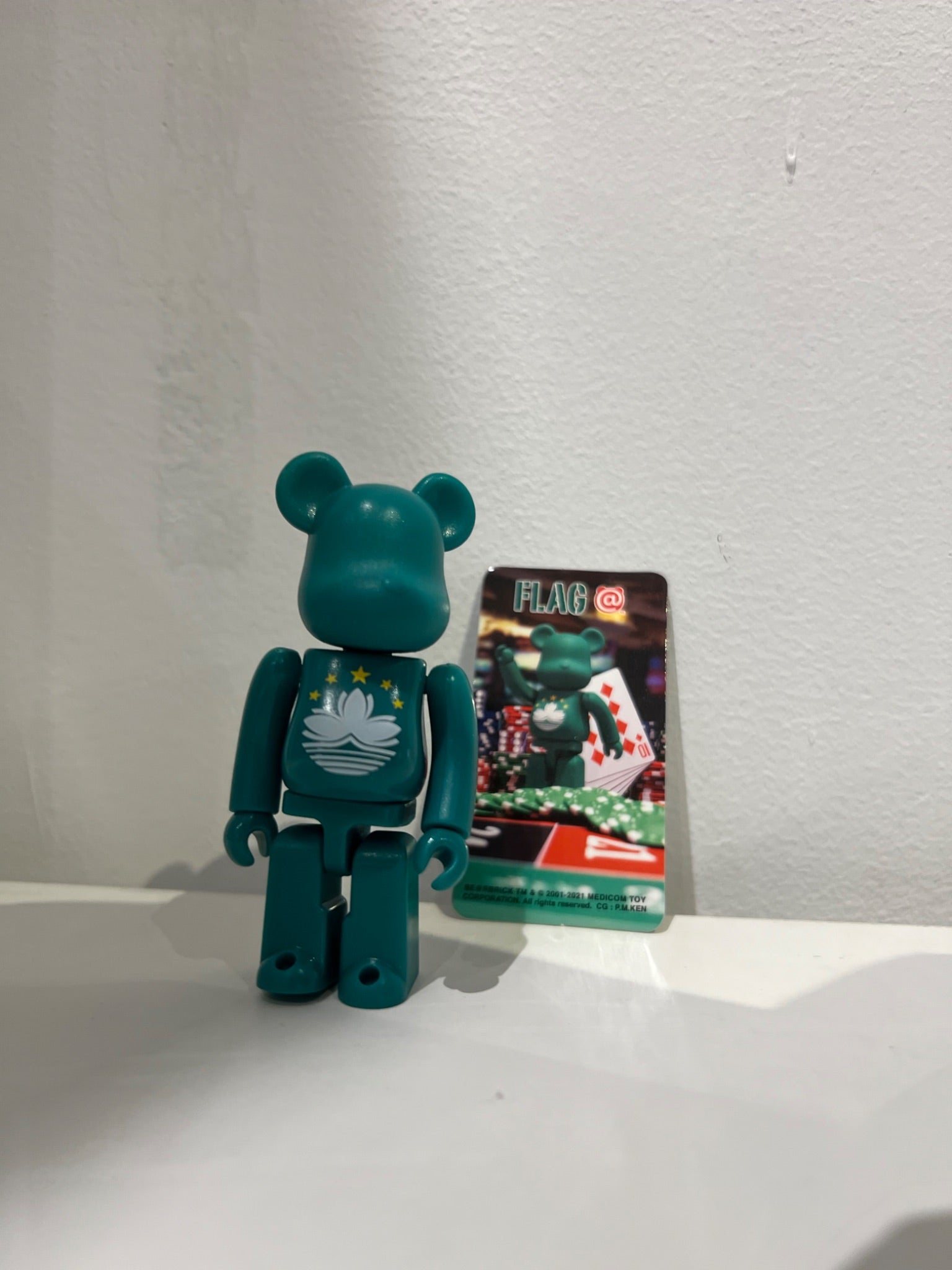 Flag - Bearbrick 20th Anniversary - Medicom Toys - 1
