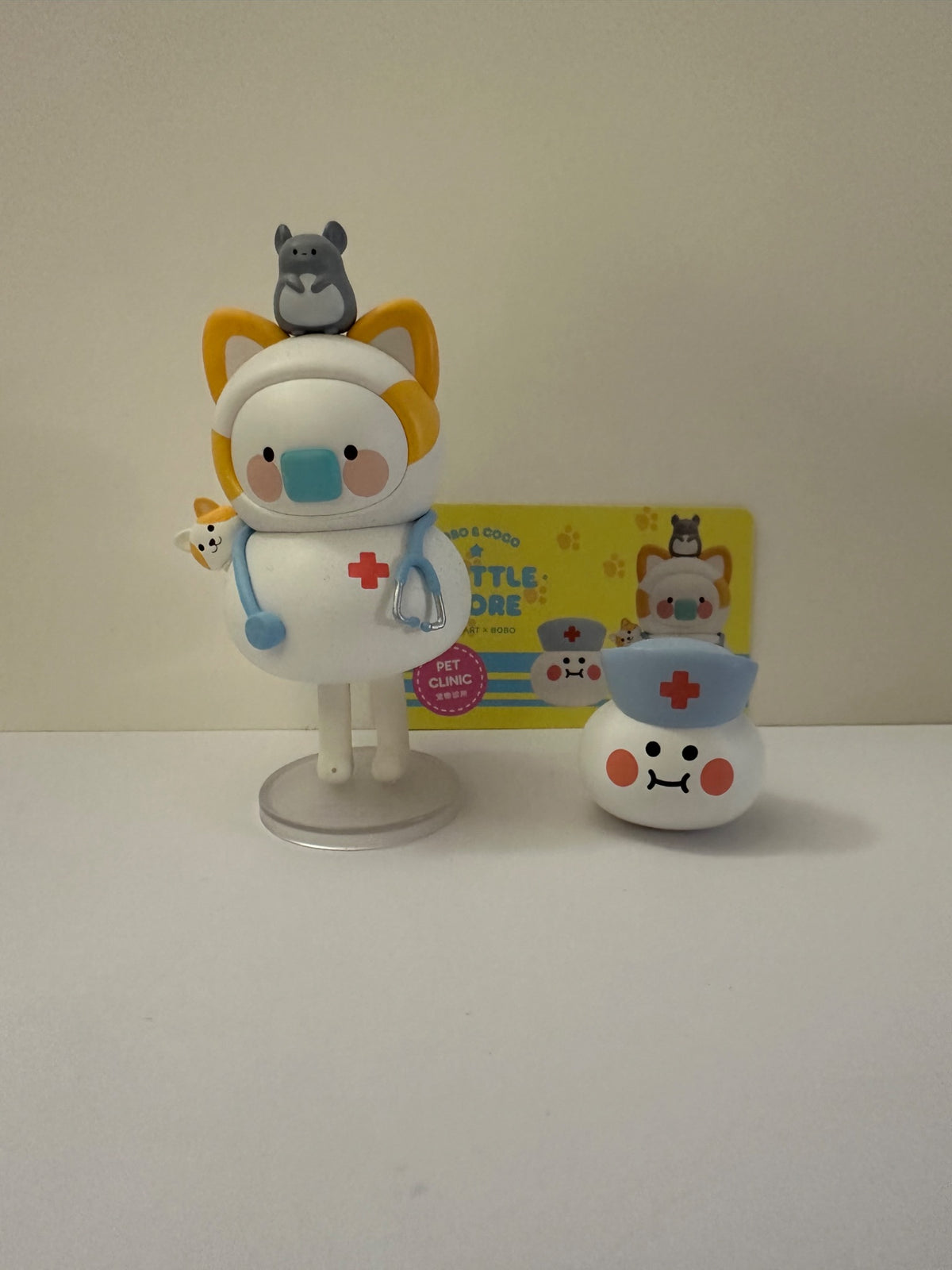 Pet Clinic - Bobo and Coco A Little Store - POPMART - 1