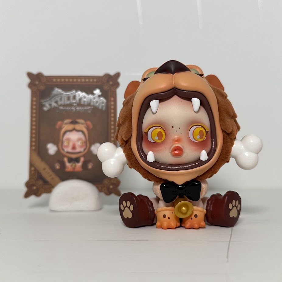 Kitty - Addams Family Series - SKULLPANDA x POPMART - 1