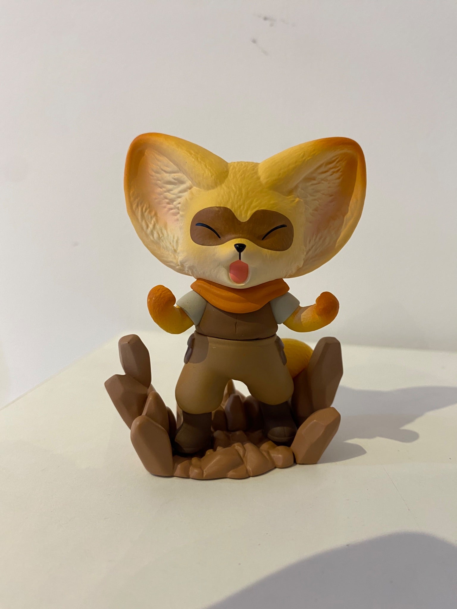 MAGIC OF EARTH - Kenneth in the Magic Town series by Popmart - 1