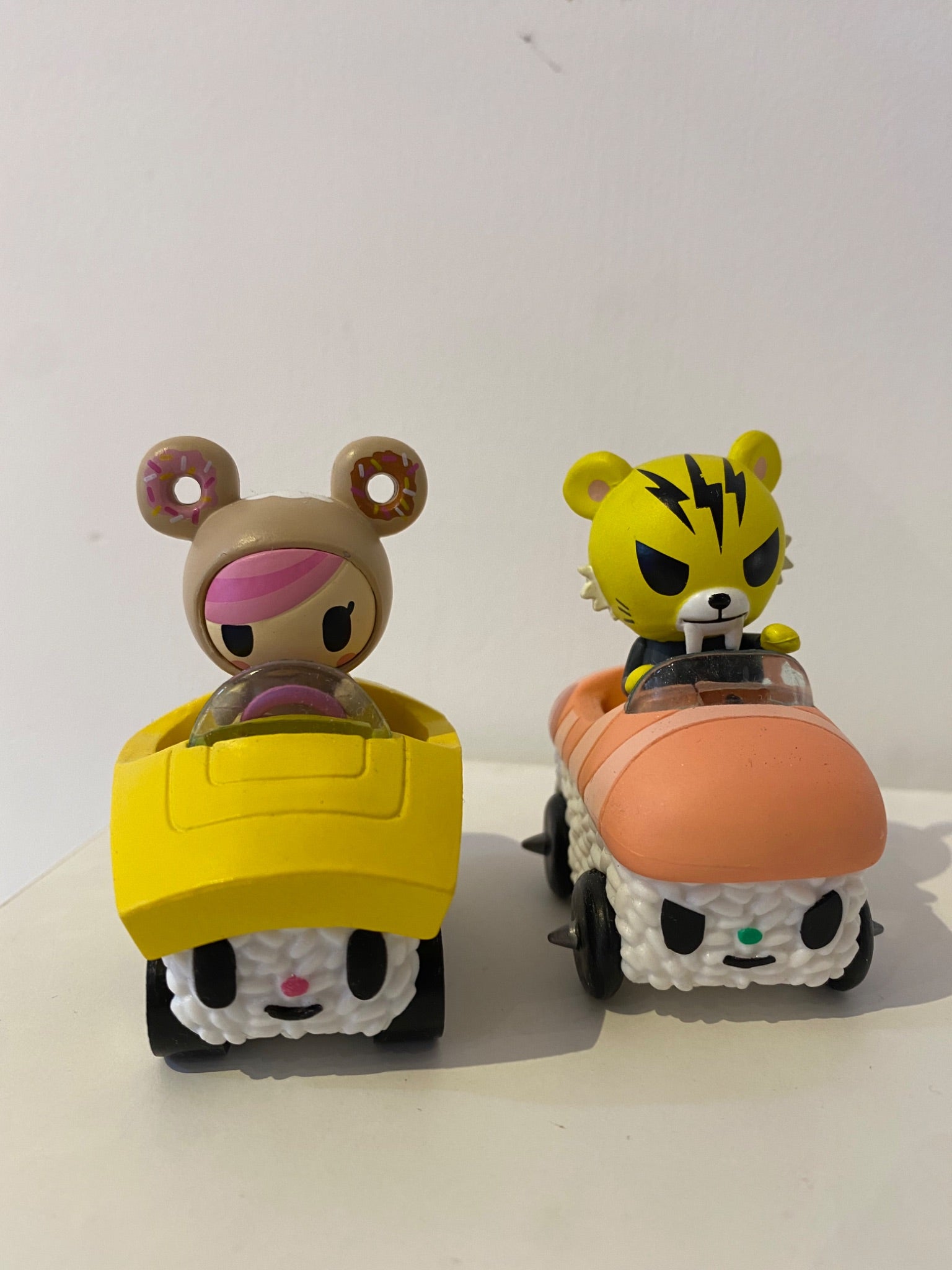 Donutella TamaGo! - sushi cars by tokidoki - 1