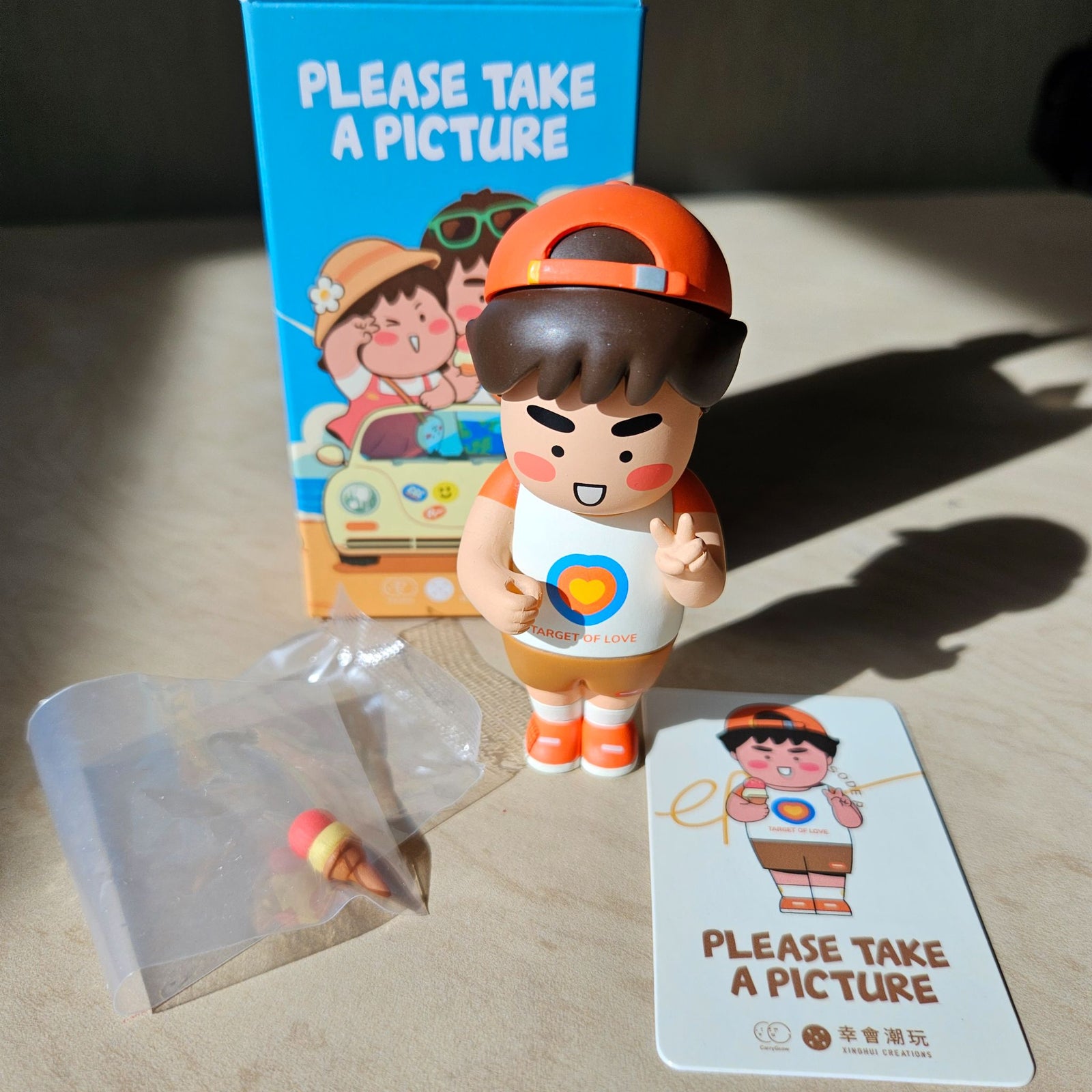 Picnic Carryman Brown - CarryGrow Please Take a Picture by Xinghui Creations - 1