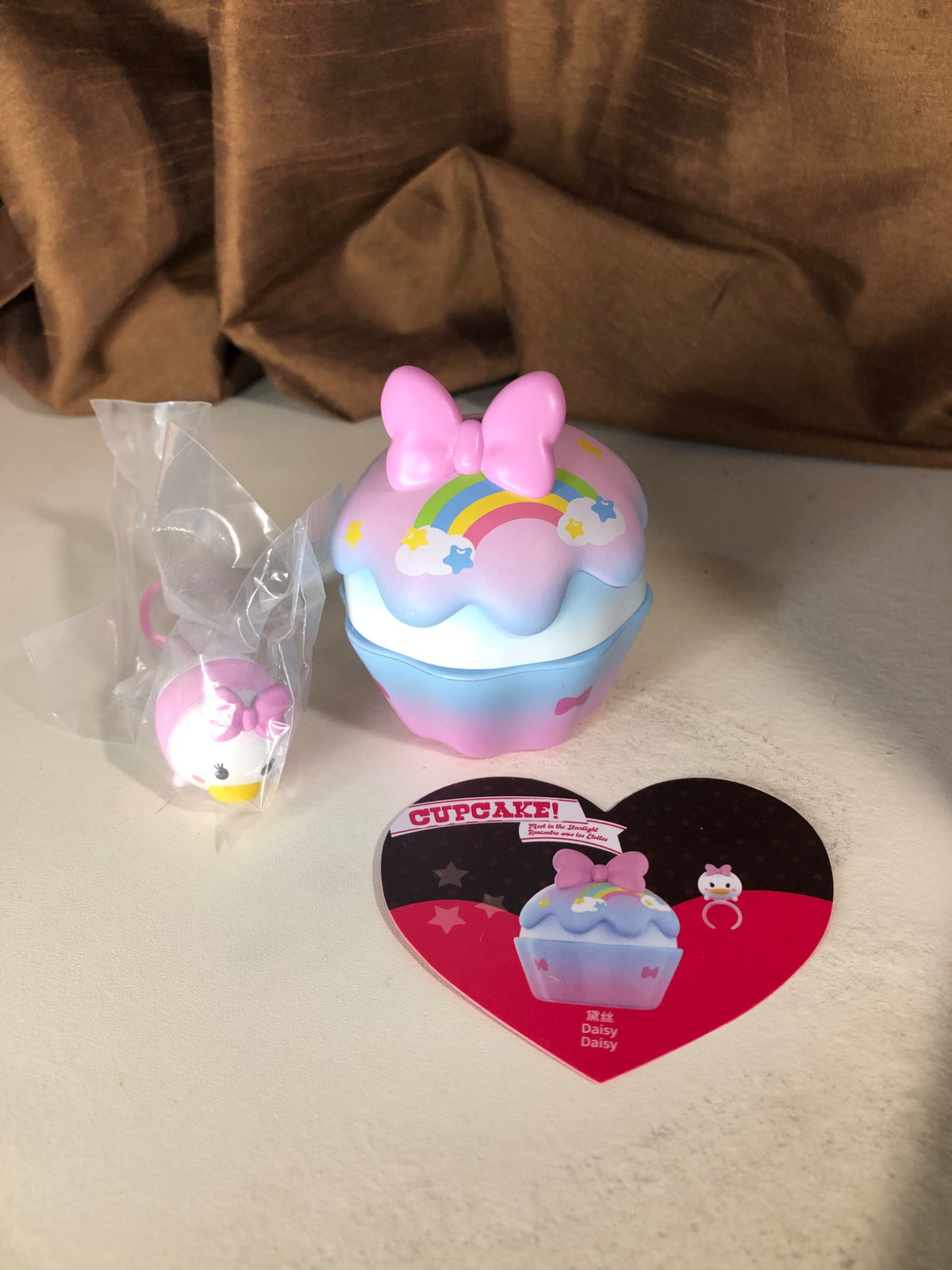Disney Tsum Tsum Cupcake Series - Daisy [Miniso] - 1