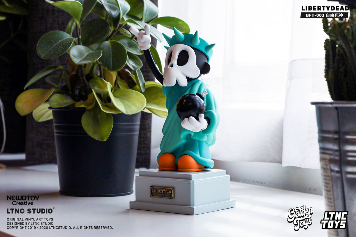 Liberty Dead Art Toy Figure by LTNC Studio