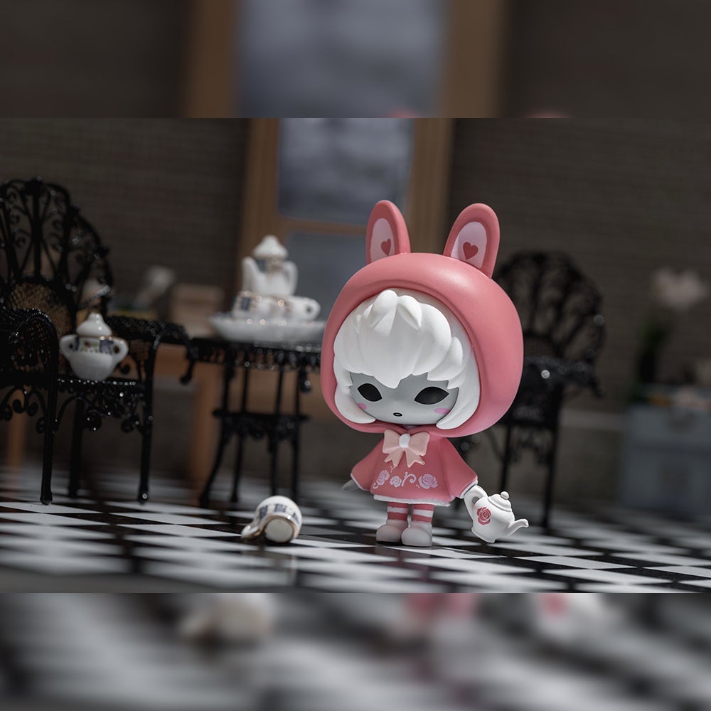 Abiruari Wonderland Adventures Blind Box Series by Ari Abiru x 1983 Toys