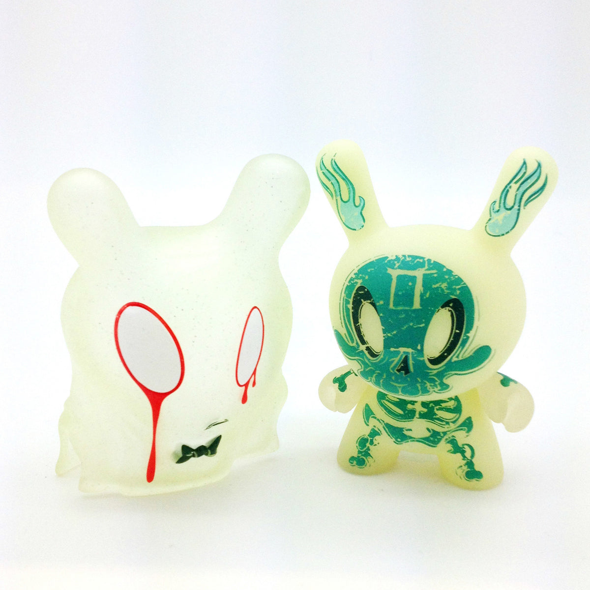 The 13 Dunny Series - The Grisly Phantom #2 - Mindzai  - 2