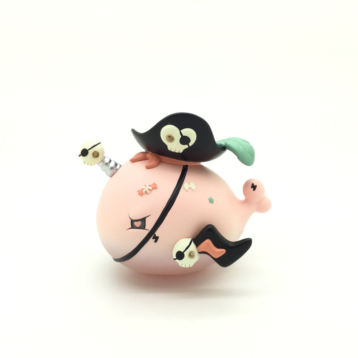 Pirate Umi Whale by Himotchi Toys