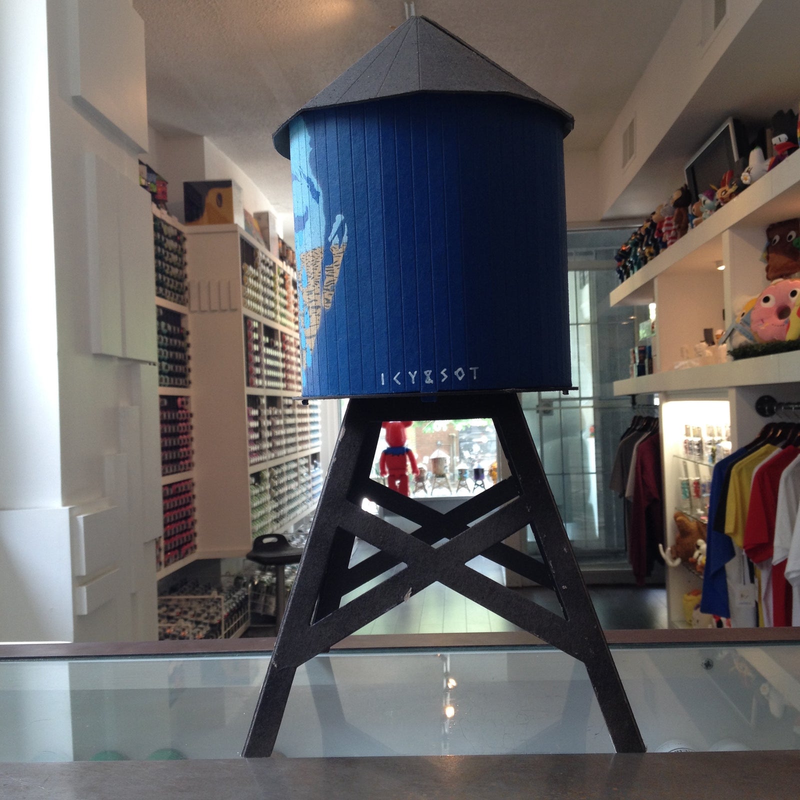 Icy and Sot Custom Boundless Brooklyn Water Tower - Mindzai  - 3