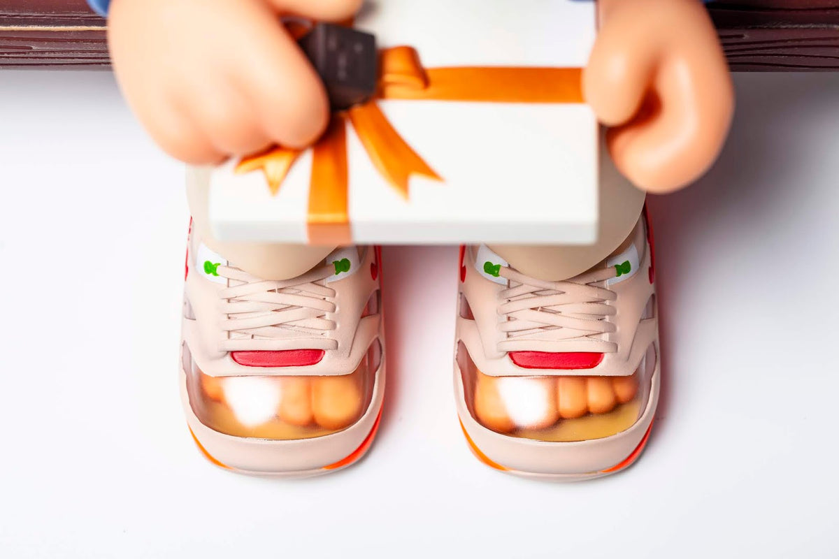 Super Run // Innersect Art Toy Figure by Fools Paradise