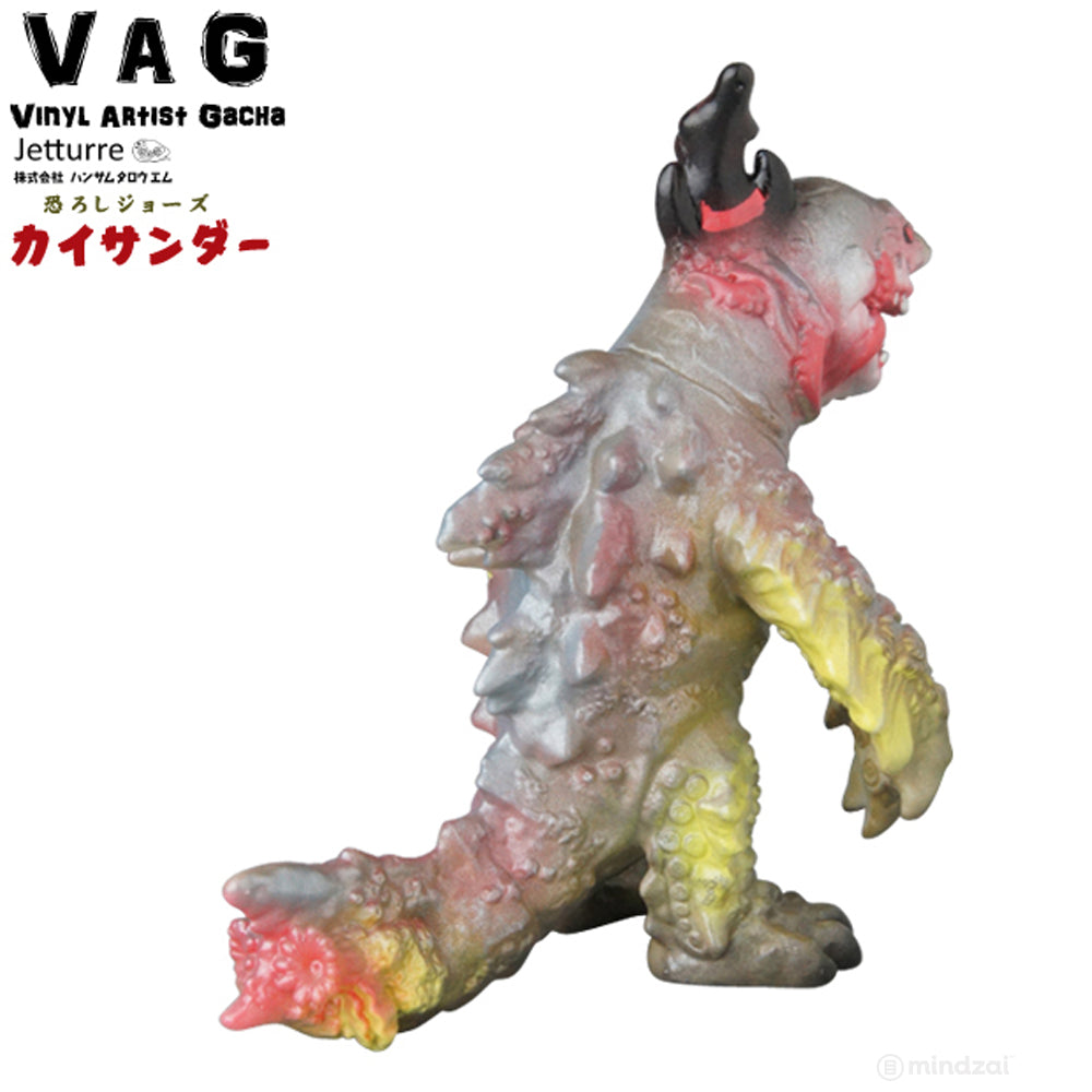 Kai Thunder by Jetturre x Vinyl Artist Gacha (VAG) Series 16