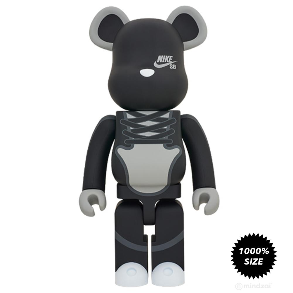 Nike SB 1000% Bearbrick Set by Medicom Toy x Nike SB