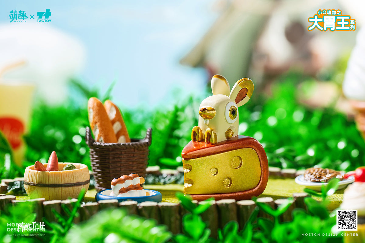 Little Q Animals - Hungry King Series by Moetch Toys