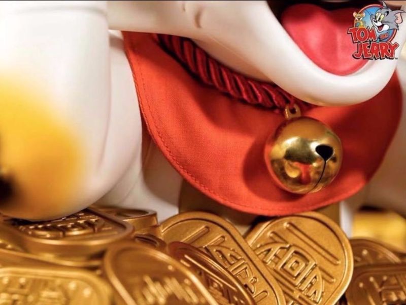 Tom and Jerry Lucky Cat Maneki Neko Ver. Art Toy by ToyQube