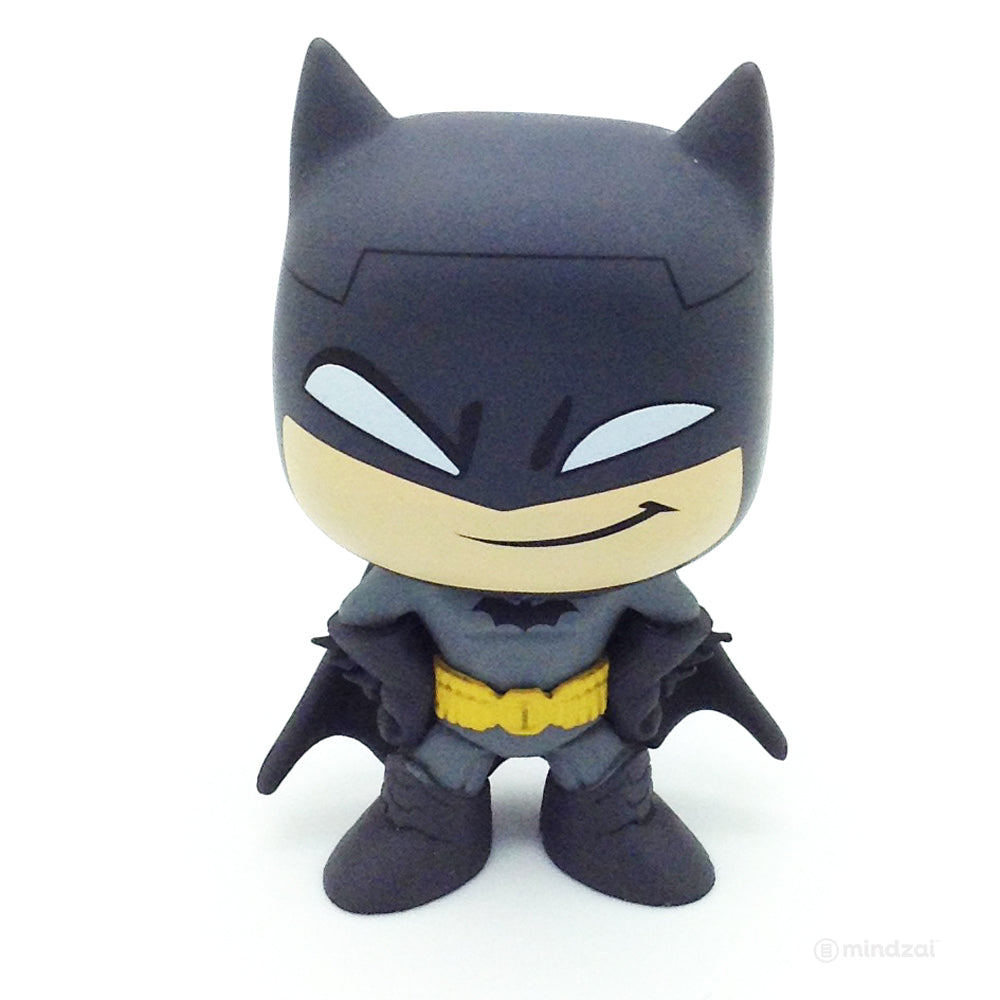 DC Universe Funko Mystery Mini - Batman Smiling (Black)