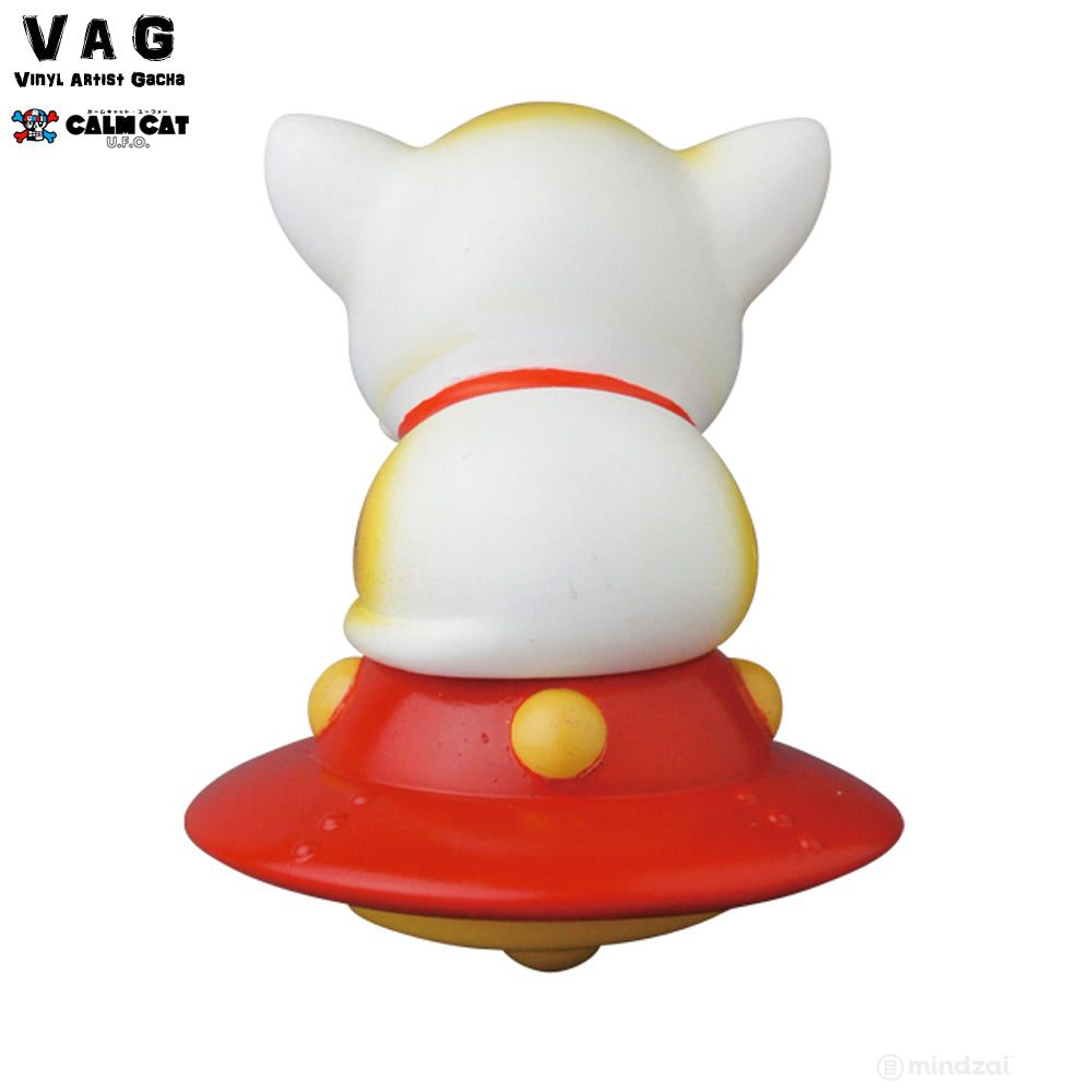 Calm Cat UFO by Art Junkie x Vinyl Artist Gacha (VAG) Series 17