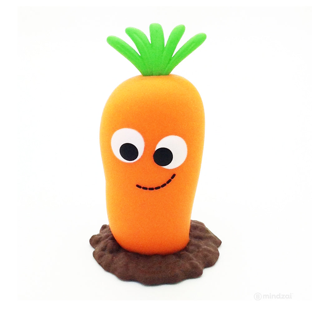 Yummy World Vinyl Mini Blind Box Series - Clara the Carrot