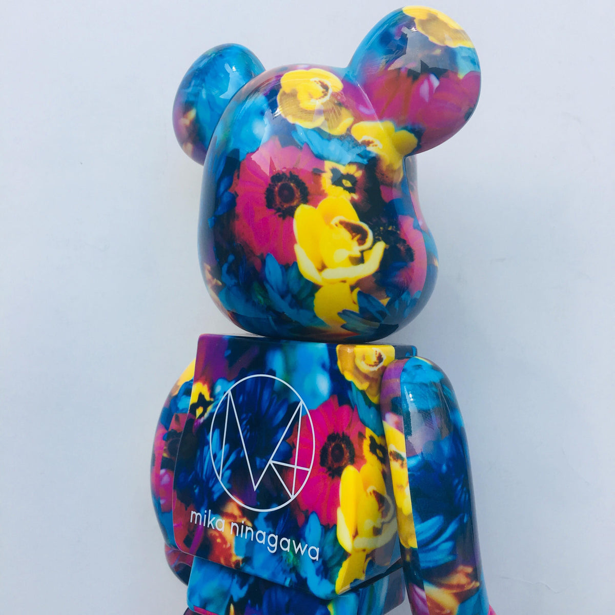 Mika Ninagawa Anemone 100% + 400% Bearbrick Set from Medicom Toy