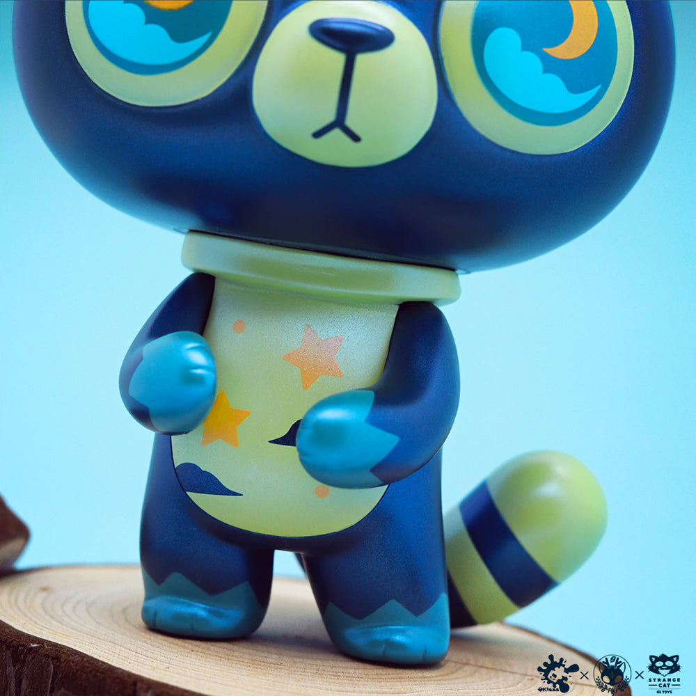 Jobi the Moon Fox x DeerCat Art Toy Figure by Ok Luna x Amber Aki Huang