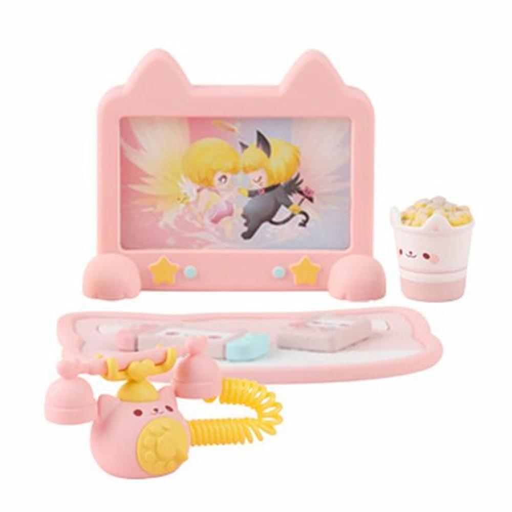 Kimmy & Miki Life Blind Box Series by 52Toys