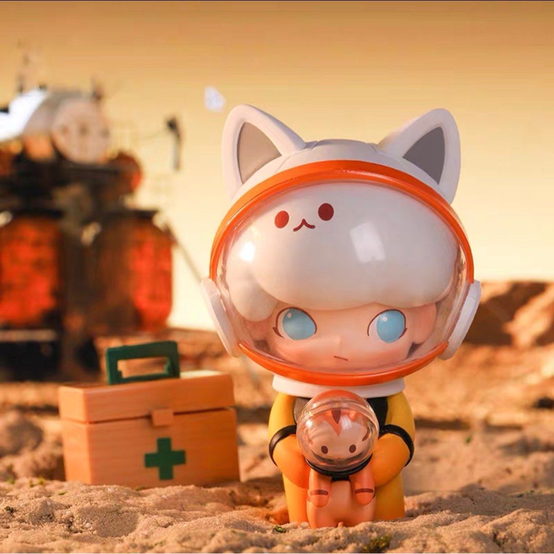 Kitty Space Boy - Dimoo Space Travel Series by Ayan Tang x POP