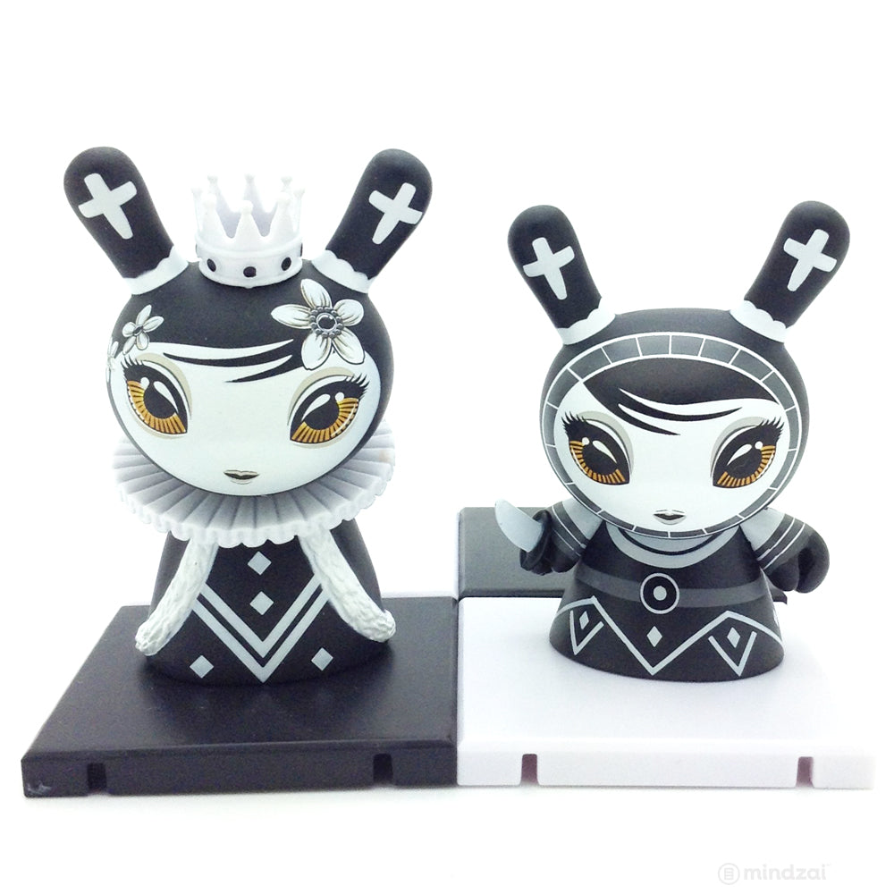 Shah Mat Dunny Chess Mini Series - Queen (Black) and Pawn (Set of 2)