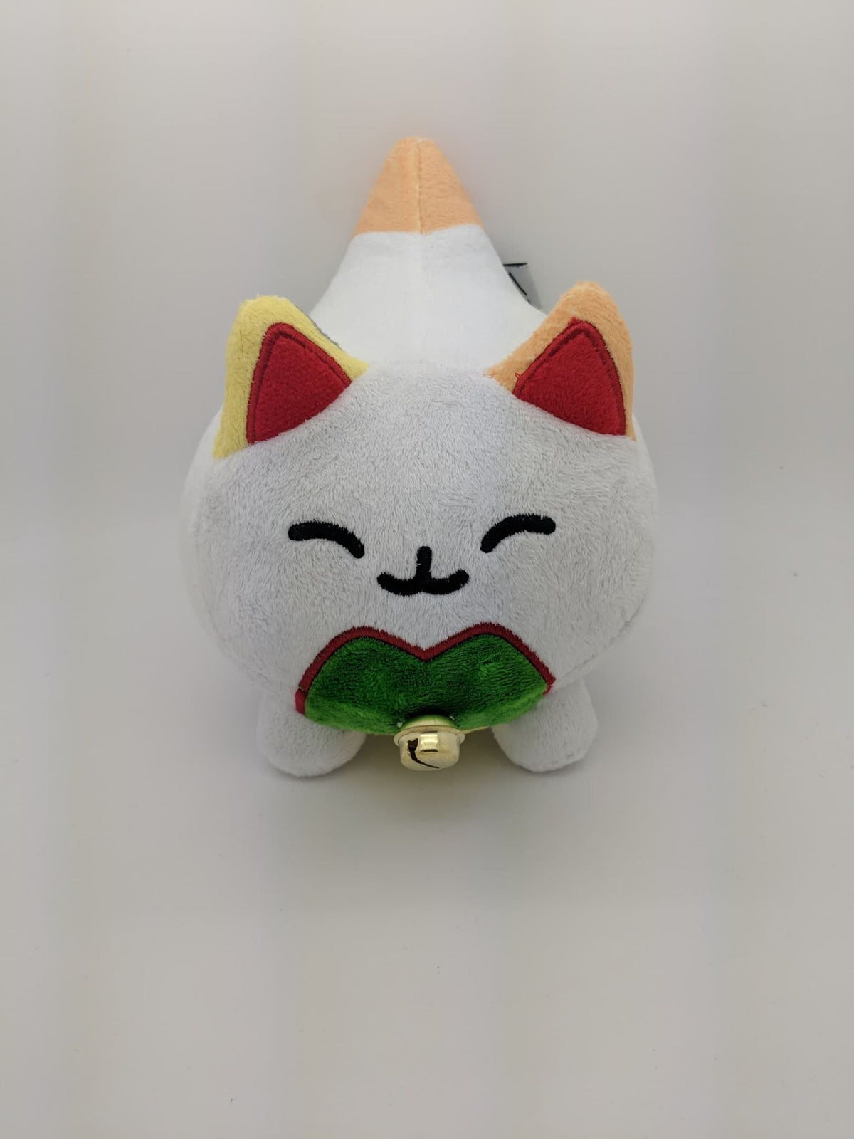 Kichizu Cat Plush by Mewzuno