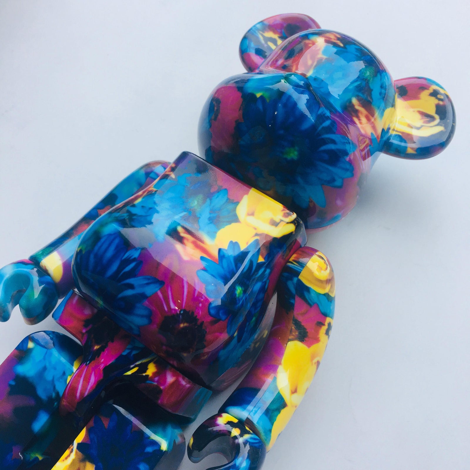 Mika Ninagawa Anemone 100% + 400% Bearbrick Set from Medicom Toy