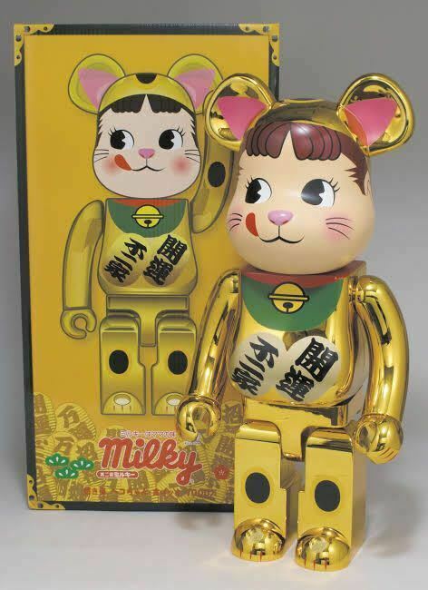 Bearbrick Fujiya Peko-Chan Beckoning Cat 1000% Gold